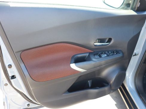 Used 2024 Nissan Kicks SR FWD image 10