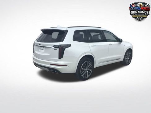 Used 2023 Cadillac XT6 Sport AWD/4WD image 7