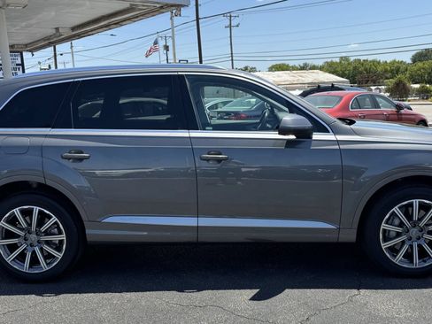 Used 2019 Audi Q7 2.0T Premium Plus w/ Premium Plus Package AWD/4WD image 8