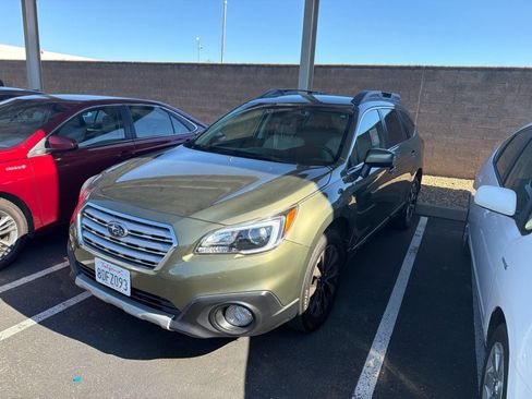 Used 2017 Subaru Outback 2.5i Limited AWD/4WD image 4