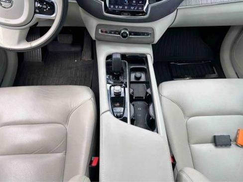 Used 2023 Volvo XC90 B6 Plus w/ Protection Package AWD/4WD image 27