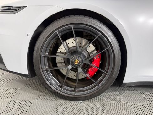 Certified 2025 Porsche 911 Carrera 4 GTS AWD/4WD image 13