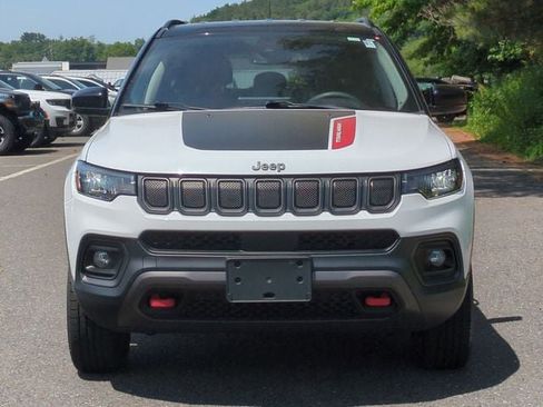 Certified 2022 Jeep Compass Trailhawk AWD/4WD image 2