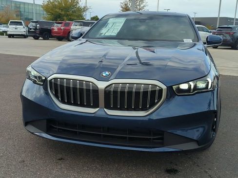 Used 2026 BMW 530i w/ Premium Package image 3