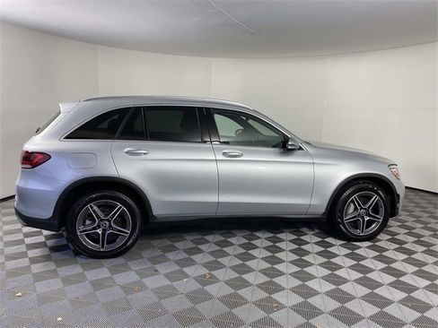 Used 2020 Mercedes-Benz GLC 300 4MATIC w/ AMG Line image 9