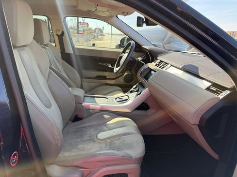 Used 2015 Land Rover Range Rover Evoque Pure image 33