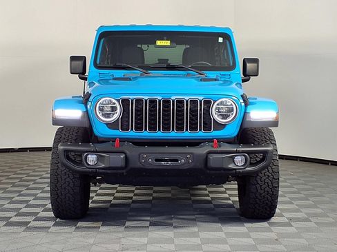 Used 2021 Jeep Wrangler Unlimited Rubicon w/ Steel Bumper Group AWD/4WD image 2