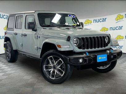 Used 2024 Jeep Wrangler Unlimited w/ Convenience Group