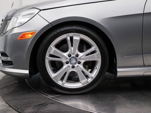 Used 2013 Mercedes-Benz E 350 Sedan image 13