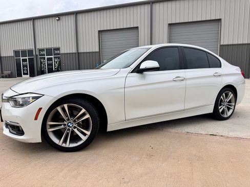 Used 2016 BMW 328i Sedan RWD image 2