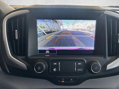 Used 2022 GMC Terrain SLE w/ Driver Convenience Package FWD image 13