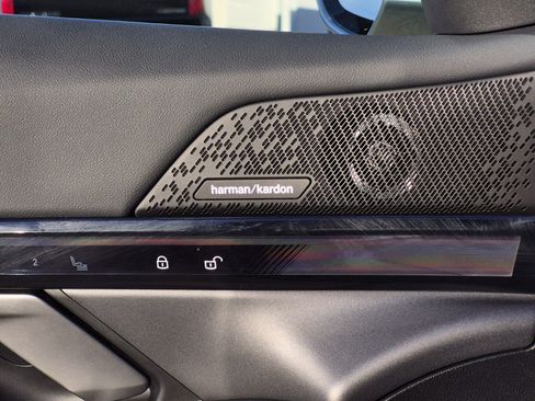 Certified 2024 BMW i5 eDrive40i w/ M Sport Package image 27