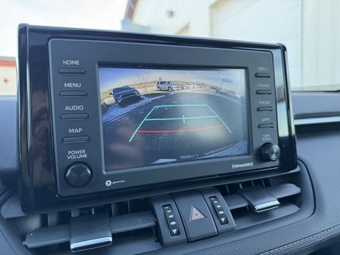 Certified 2021 Toyota RAV4 XLE Premium image 5