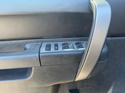 Used 2013 Chevrolet Silverado 1500 LT image 29