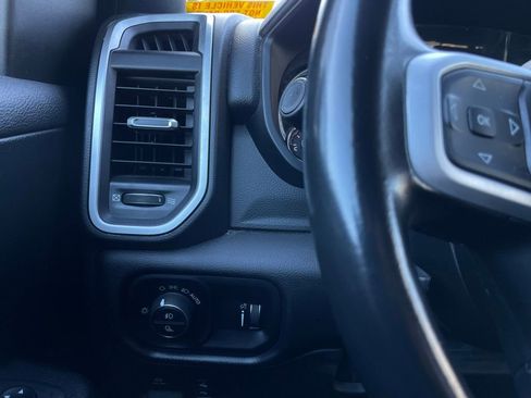 Used 2021 RAM 1500 Big Horn image 13