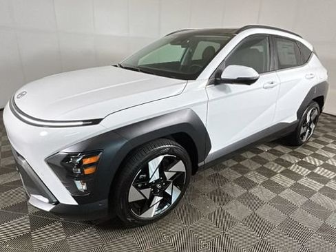 Used 2026 Hyundai Kona Limited FWD image 6