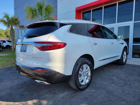 Used 2018 Buick Enclave FWD image 4