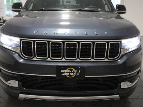 Used 2024 Jeep Wagoneer Series III AWD/4WD image 57