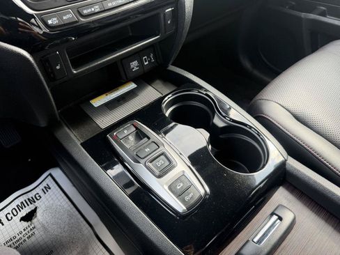 Used 2022 Honda Ridgeline Black Edition image 17