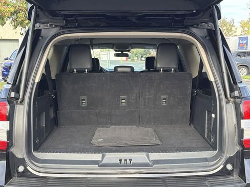 Used 2024 Ford Expedition Max XLT image 31