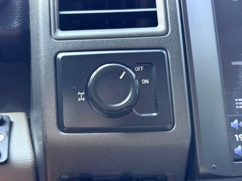 Used 2019 Ford F250 XL w/ Power Equipment Group RWD image 34