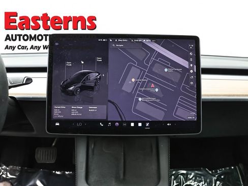 Used 2023 Tesla Model 3 Standard Range image 12