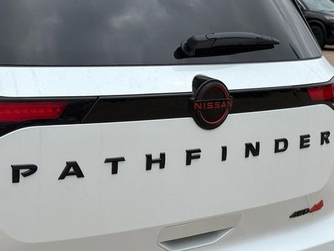New 2026 Nissan Pathfinder Rock Creek AWD/4WD image 7