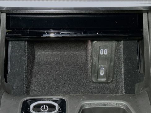 New 2025 Jeep Wagoneer S Launch Edition image 11