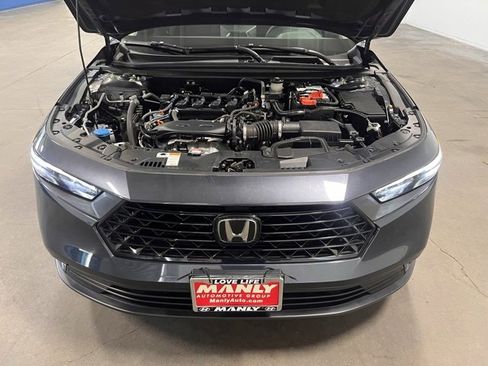 Used 2023 Honda Accord EX image 9