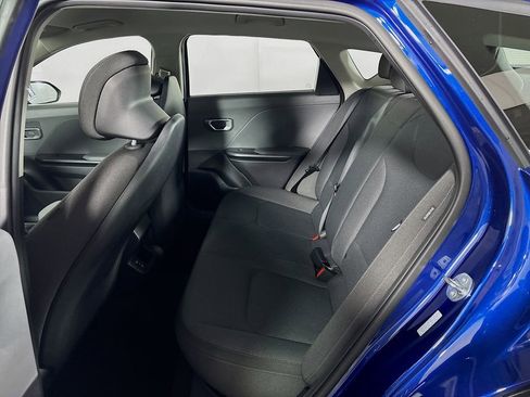 Used 2025 Kia K4 LXS image 19