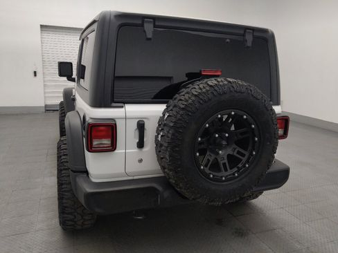 Used 2019 Jeep Wrangler Sport image 6