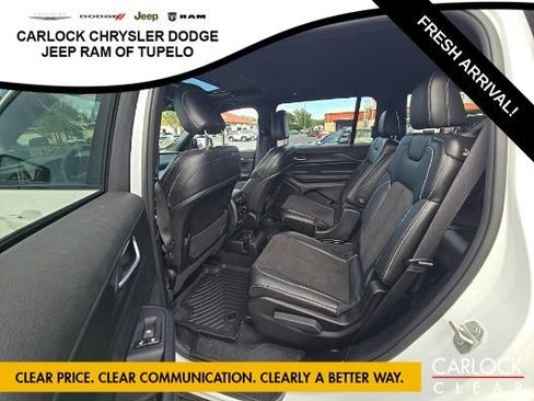 Used 2024 Jeep Grand Cherokee L Altitude RWD image 9