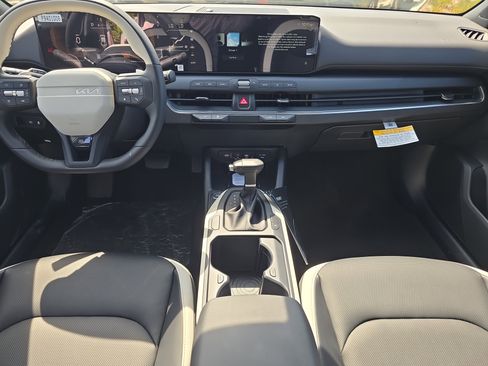 New 2026 Kia K4 GT-Line w/ GT-Line Sunroof Package FWD image 14