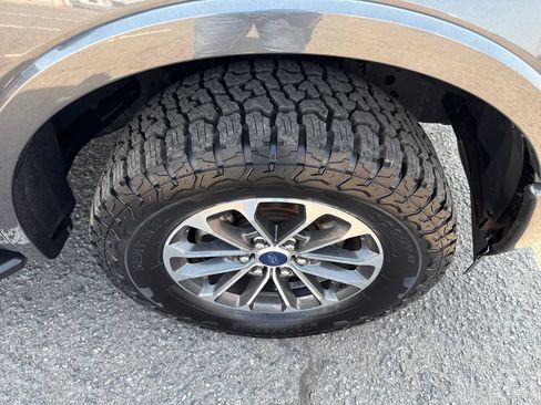 Used 2020 Ford F150 XLT w/ Equipment Group 302A Luxury AWD/4WD image 40