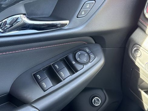 New 2026 Chevrolet TrailBlazer RS w/ Convenience Package FWD image 31