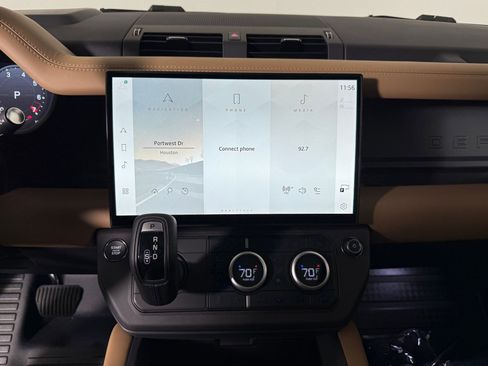 New 2026 Land Rover Defender 130 X-Dynamic SE AWD/4WD image 21