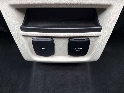 Used 2019 Ford Edge Titanium w/ Equipment Group 301A image 18