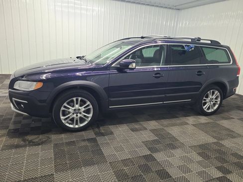 Used 2016 Volvo XC70 T5 Premier w/ Proximity Package AWD/4WD image 8