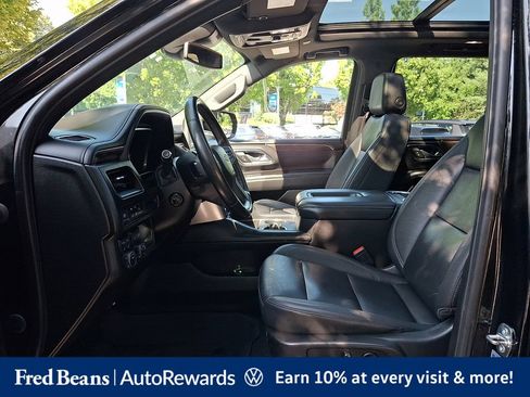 Used 2023 Chevrolet Tahoe LT w/ Luxury Package AWD/4WD image 19