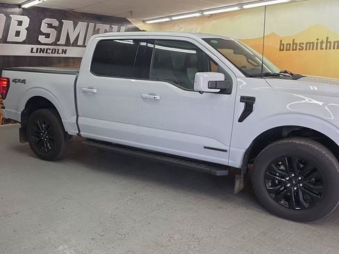 Used 2025 Ford F150 Lariat AWD/4WD image 19
