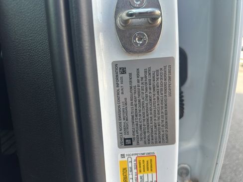 Used 2021 Chevrolet Silverado 2500 LTZ w/ LTZ Texas Edition image 32