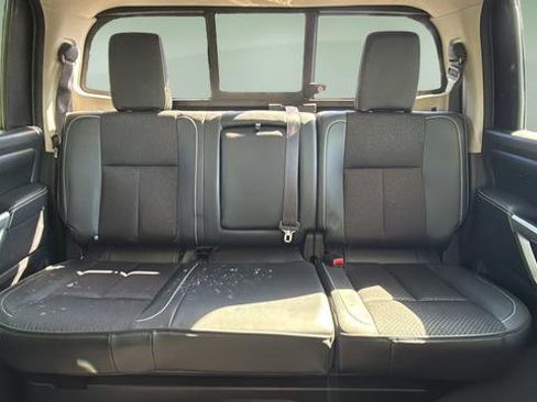 Used 2017 Nissan Titan PRO-4X AWD/4WD image 15