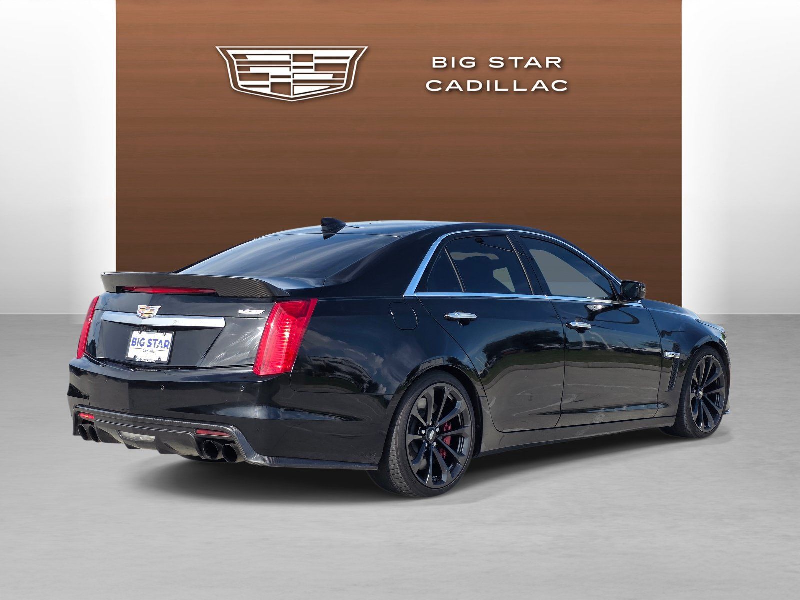 Used 2017 Cadillac CTS V w/ Carbon Fiber Package RWD image 5