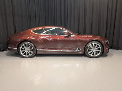 Used 2020 Bentley Continental GT image 8