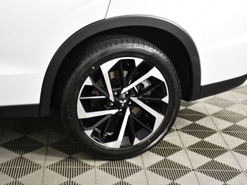 Used 2023 Mitsubishi Outlander SE AWD/4WD image 52