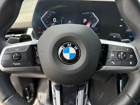 Used 2025 BMW X2 xDrive28i w/ M Sport Package AWD/4WD image 19