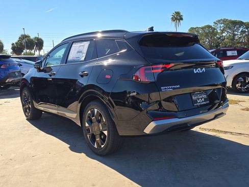 New 2026 Kia Sportage SX FWD image 6