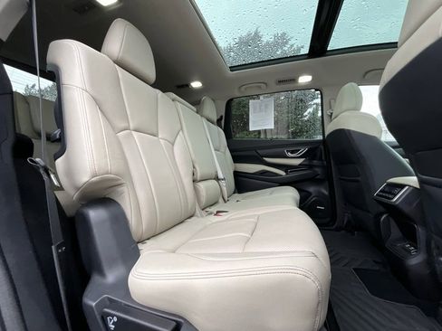 Used 2019 Subaru Ascent Limited image 14