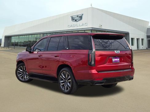 Used 2023 Cadillac Escalade Sport Platinum w/ Heavy-Duty Trailer Package AWD/4WD image 4