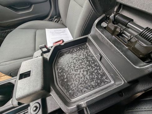 Used 2022 Jeep Wrangler Unlimited Sport image 36